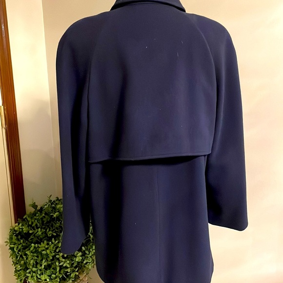 MACKINTOSH New England women’s 100% wool navy petite coat cape back collared 12P - Picture 3 of 15